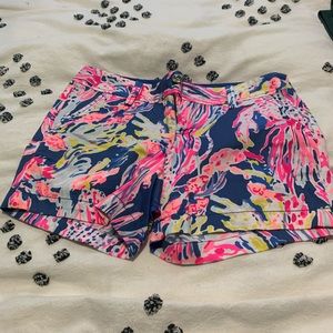 Lilly Pulitzer 4” shorts